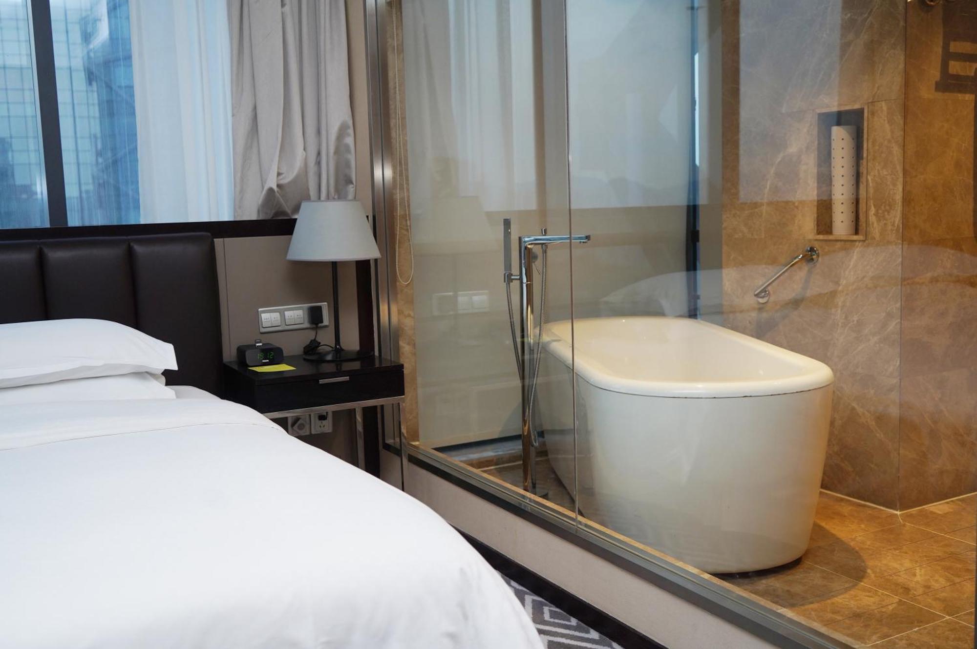 Four Points By Sheraton Qingdao, West Coast Exterior foto